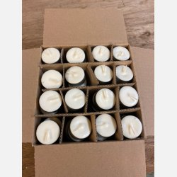 Kmpe kasse med 160 stk. sm fyrfadslys