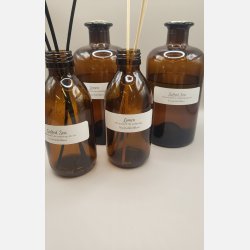 Duftolie i lille apotekerflaske