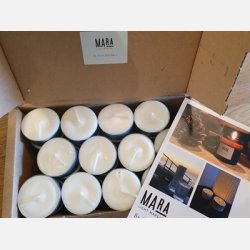 42 soya fyrfadslys. Hvert lys har 6,5 brndetimer.