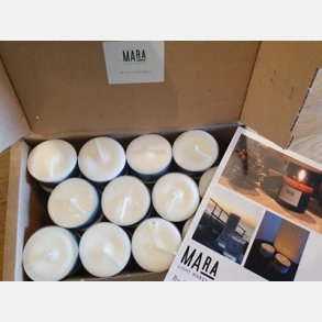 42 soya fyrfadslys. Hvert lys har 6,5 brndetimer.