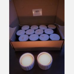 42 soya fyrfadslys. Hvert lys har 6,5 brndetimer.